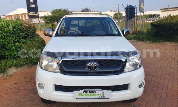 Buy Import Toyota Hilux White Car in Import - Dubai in Zambia Buy Import Toyota Hilux White Car in Import - Dubai in Zambia