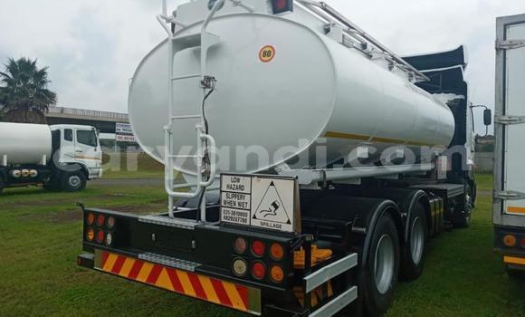 Buy Used Hino 300 Series White Truck in Chipata in Zambia Buy Used Hino 300 Series White Truck in Chipata in Zambia