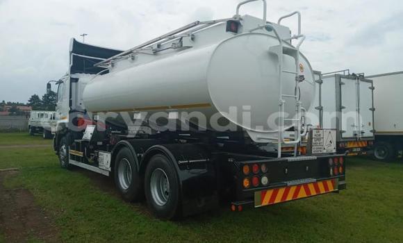 Buy Used Hino 300 Series White Truck in Chipata in Zambia Buy Used Hino 300 Series White Truck in Chipata in Zambia