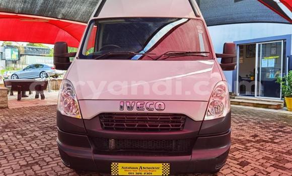 Acheter Occasion Voiture IVECO Massif Blanc à Chinsali, Nord Acheter Occasion Voiture IVECO Massif Blanc à Chinsali, Nord