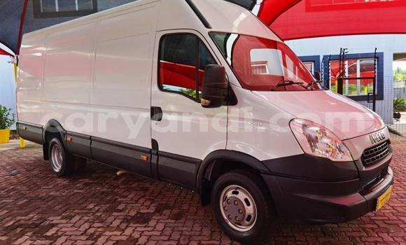 Acheter Occasion Voiture IVECO Massif Blanc à Chinsali, Nord Acheter Occasion Voiture IVECO Massif Blanc à Chinsali, Nord