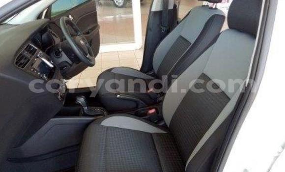 Nunua Ilio tumika Hyundai i20 Nyeupe Gari ndani ya Chama nchini Kusini Nunua Ilio tumika Hyundai i20 Nyeupe Gari ndani ya Chama nchini Kusini