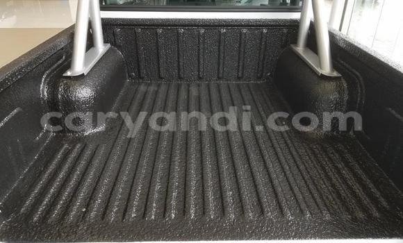 Acheter Occasion Voiture Nissan NP 300 Blanc à Chililabombwe, Copperbelt Acheter Occasion Voiture Nissan NP 300 Blanc à Chililabombwe, Copperbelt