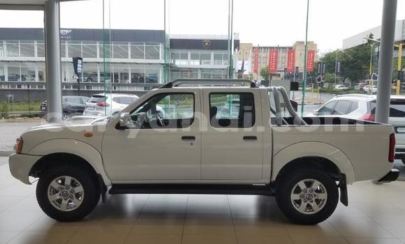Acheter Occasion Voiture Nissan NP 300 Blanc à Chililabombwe, Copperbelt Acheter Occasion Voiture Nissan NP 300 Blanc à Chililabombwe, Copperbelt