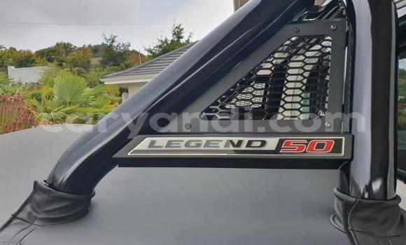 Acheter Occasion Voiture Toyota Hilux Blanc à Lusaka, Zambie Acheter Occasion Voiture Toyota Hilux Blanc à Lusaka, Zambie