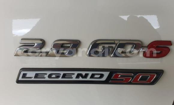 Acheter Occasion Voiture Toyota Hilux Blanc à Lusaka, Zambie Acheter Occasion Voiture Toyota Hilux Blanc à Lusaka, Zambie