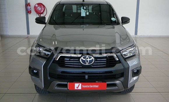 Acheter Occasion Voiture Toyota Hilux Gris à Lusaka, Zambie Acheter Occasion Voiture Toyota Hilux Gris à Lusaka, Zambie