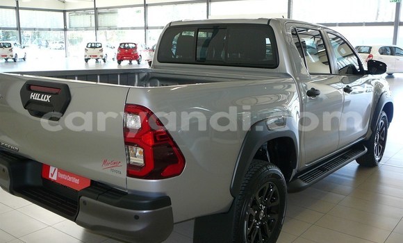 Acheter Occasion Voiture Toyota Hilux Gris à Lusaka, Zambie Acheter Occasion Voiture Toyota Hilux Gris à Lusaka, Zambie