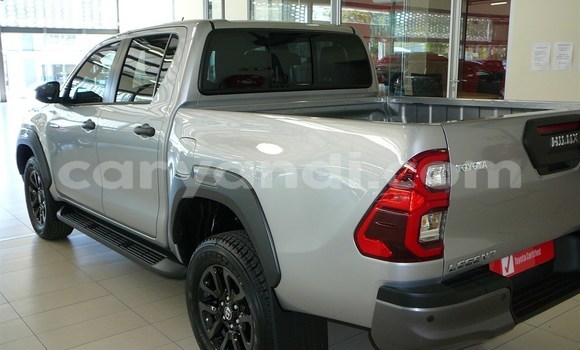 Acheter Occasion Voiture Toyota Hilux Gris à Lusaka, Zambie Acheter Occasion Voiture Toyota Hilux Gris à Lusaka, Zambie