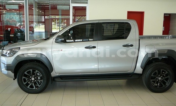 Acheter Occasion Voiture Toyota Hilux Gris à Lusaka, Zambie Acheter Occasion Voiture Toyota Hilux Gris à Lusaka, Zambie