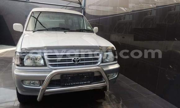 Acheter Occasion Voiture Toyota Avanza Blanc à Lusaka, Zambie Acheter Occasion Voiture Toyota Avanza Blanc à Lusaka, Zambie