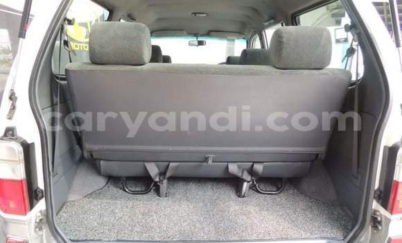 Acheter Occasion Voiture Toyota Avanza Blanc à Lusaka, Zambie Acheter Occasion Voiture Toyota Avanza Blanc à Lusaka, Zambie