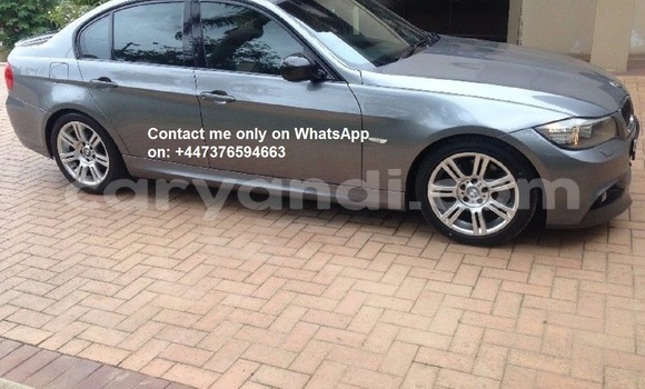 Nunua Ilio tumika BMW 3–Series Fedha Gari ndani ya Lusaka nchini Zambia