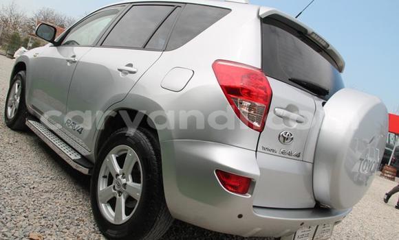 Acheter Occasion Voiture Toyota RAV4 Noir à Lusaka, Zambie Acheter Occasion Voiture Toyota RAV4 Noir à Lusaka, Zambie