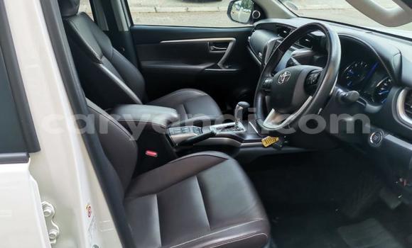 Buy Used Toyota Hilux White Car in Ndola in Zambia Buy Used Toyota Hilux White Car in Ndola in Zambia