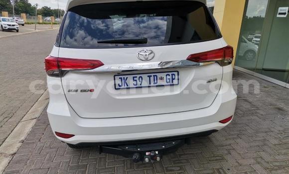 Buy Used Toyota Hilux White Car in Ndola in Zambia Buy Used Toyota Hilux White Car in Ndola in Zambia