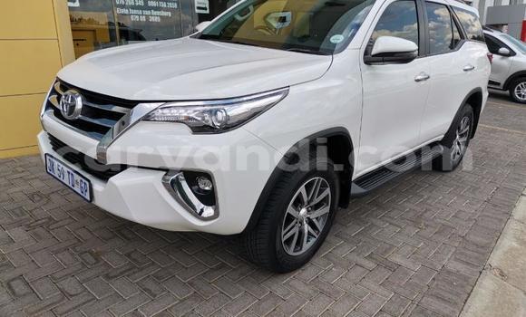 Buy Used Toyota Hilux White Car in Ndola in Zambia Buy Used Toyota Hilux White Car in Ndola in Zambia