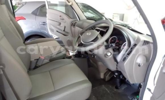 Buy Used Hyundai H200 White Car in Chipata in Zambia Buy Used Hyundai H200 White Car in Chipata in Zambia