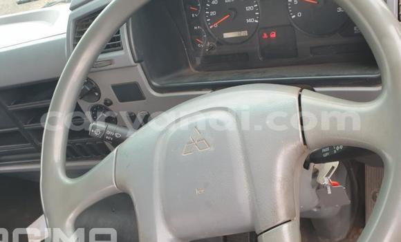 Acheter Occasion Utilitaire Mitsubishi Fuso Blanc à Chingola, Zambie Acheter Occasion Utilitaire Mitsubishi Fuso Blanc à Chingola, Zambie