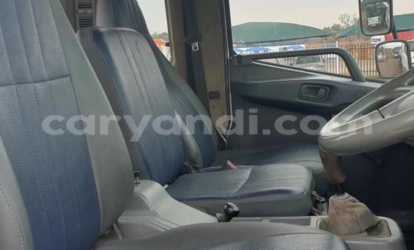 Acheter Occasion Utilitaire Mitsubishi Fuso Blanc à Chingola, Zambie Acheter Occasion Utilitaire Mitsubishi Fuso Blanc à Chingola, Zambie