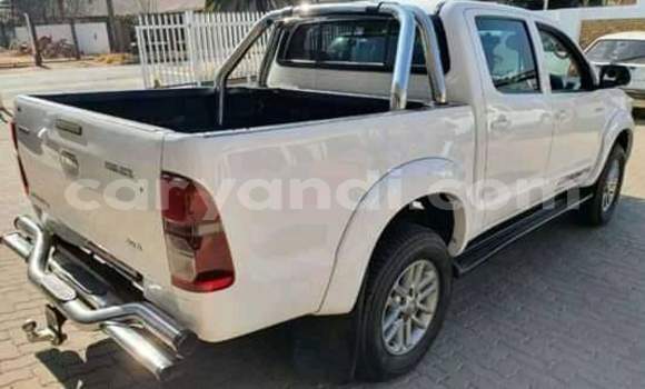 Buy Used Toyota Hilux White Car in Chipata in Zambia Buy Used Toyota Hilux White Car in Chipata in Zambia