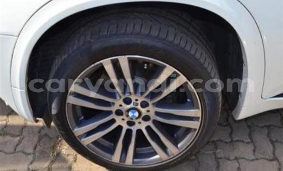 Acheter Occasion Voiture BMW X5 Blanc à Chambishi, Copperbelt Acheter Occasion Voiture BMW X5 Blanc à Chambishi, Copperbelt