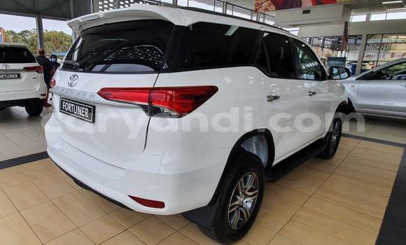Buy Used Toyota Fortuner White Car in Lusaka in Zambia Buy Used Toyota Fortuner White Car in Lusaka in Zambia