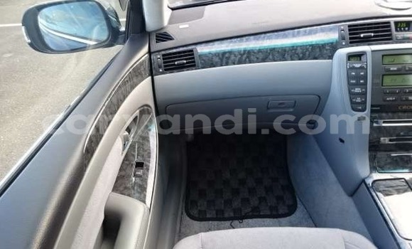 Acheter Import Voiture Toyota Crown Bleu à Lusaka, Zambie Acheter Import Voiture Toyota Crown Bleu à Lusaka, Zambie