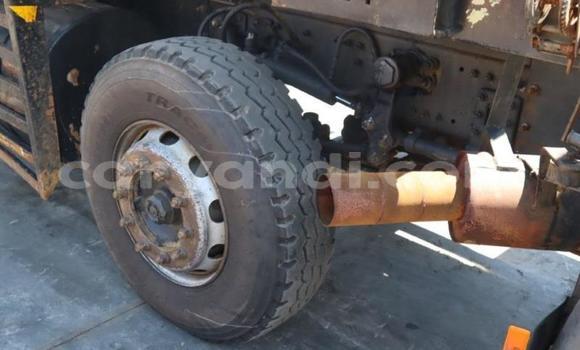 Acheter Occasion Utilitaire Nissan UD Blanc à Kalomo, Du sud Acheter Occasion Utilitaire Nissan UD Blanc à Kalomo, Du sud