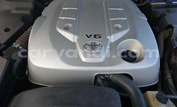 Acheter Import Voiture Toyota Crown Bleu à Lusaka, Zambie Acheter Import Voiture Toyota Crown Bleu à Lusaka, Zambie