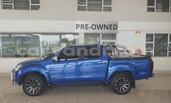 Buy Used Isuzu D–MAX Blue Car in Lusaka in Zambia