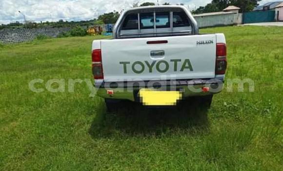 Buy Used Toyota Hilux White Car in Chambishi in Copperbelt Buy Used Toyota Hilux White Car in Chambishi in Copperbelt