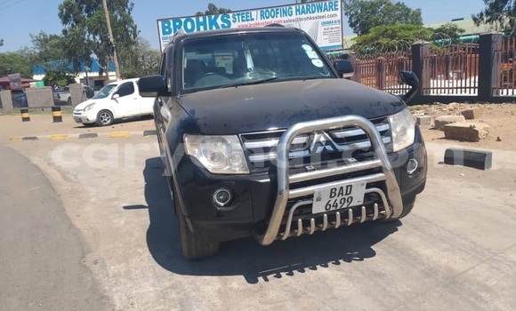 Buy Used Mitsubishi Pajero Black Car in Lusaka in Zambia