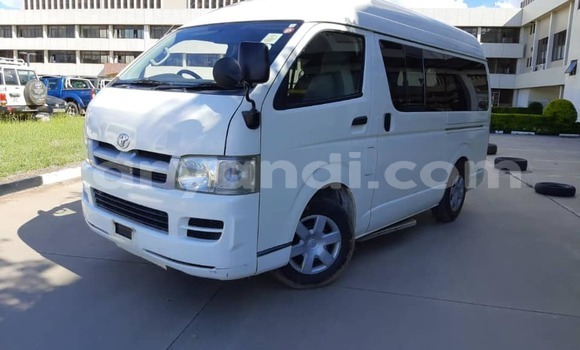 Acheter Occasion Voiture Toyota Hiace Blanc à Chambishi, Copperbelt Acheter Occasion Voiture Toyota Hiace Blanc à Chambishi, Copperbelt