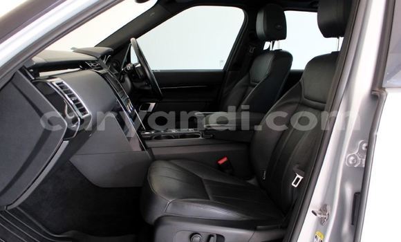 Buy Used Land Rover Discovery White Car in Chipata in Zambia Buy Used Land Rover Discovery White Car in Chipata in Zambia