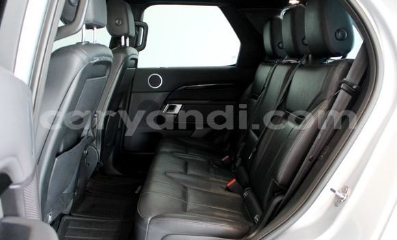 Buy Used Land Rover Discovery White Car in Chipata in Zambia Buy Used Land Rover Discovery White Car in Chipata in Zambia