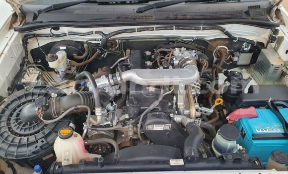 Buy Used Toyota Hilux White Car in Chingola in Zambia Buy Used Toyota Hilux White Car in Chingola in Zambia