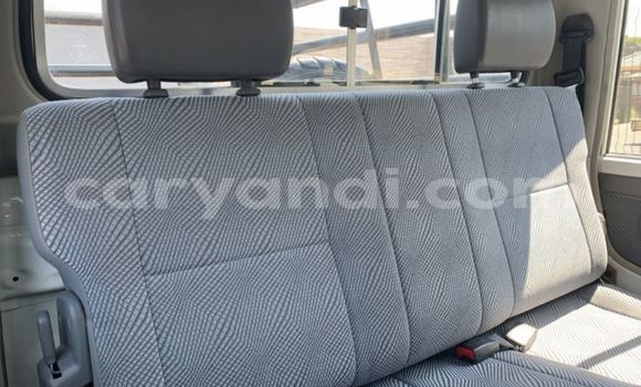 Buy Used Toyota Land Cruiser White Car in Chingola in Zambia Buy Used Toyota Land Cruiser White Car in Chingola in Zambia