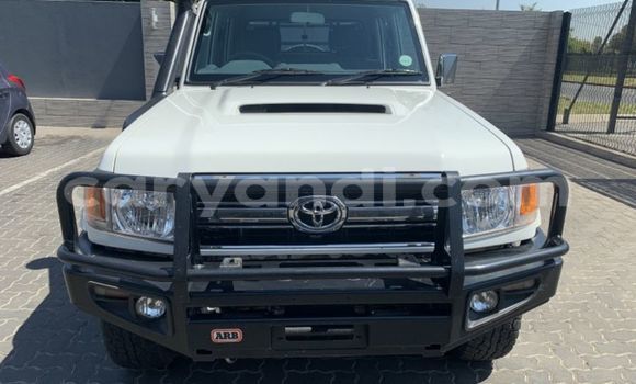 Buy Used Toyota Land Cruiser White Car in Chingola in Zambia Buy Used Toyota Land Cruiser White Car in Chingola in Zambia
