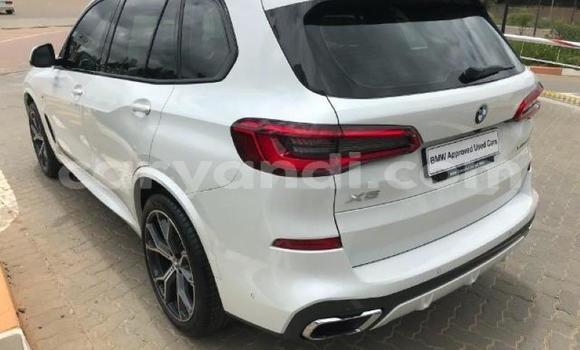 Nunua Ilio tumika BMW X5 Nyeupe Gari ndani ya Chingola nchini Zambia Nunua Ilio tumika BMW X5 Nyeupe Gari ndani ya Chingola nchini Zambia