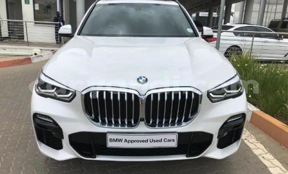 Nunua Ilio tumika BMW X5 Nyeupe Gari ndani ya Chingola nchini Zambia Nunua Ilio tumika BMW X5 Nyeupe Gari ndani ya Chingola nchini Zambia