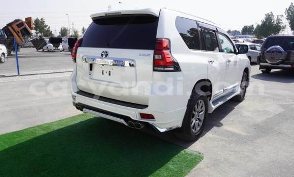 Buy Used Toyota Land Cruiser Prado White Car in Import - Dubai in Zambia Buy Used Toyota Land Cruiser Prado White Car in Import - Dubai in Zambia