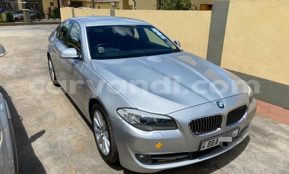 Acheter Import Voiture BMW 5–Series Gris à Lusaka, Zambie Acheter Import Voiture BMW 5–Series Gris à Lusaka, Zambie