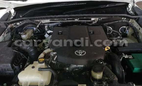 Acheter Occasion Voiture Toyota Hilux Blanc à Kansanshi, Nord-Ouest Acheter Occasion Voiture Toyota Hilux Blanc à Kansanshi, Nord-Ouest