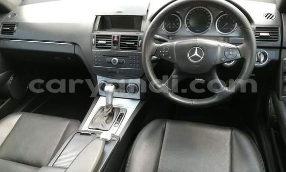 Acheter Occasion Voiture Mercedes-Benz A200 Blanc à Chipata, Zambie Acheter Occasion Voiture Mercedes-Benz A200 Blanc à Chipata, Zambie