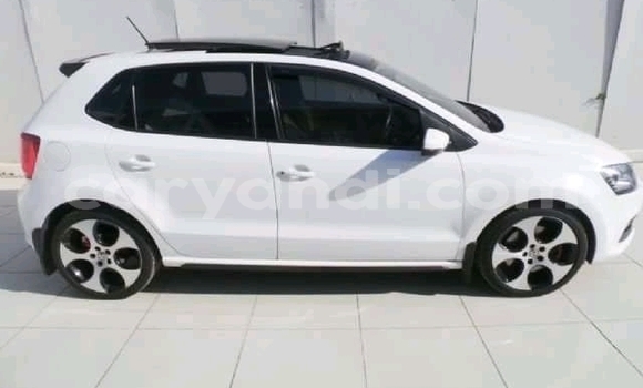 Nunua Ilio tumika Volkswagen Polo GTI Nyeupe Gari ndani ya Chililabombwe nchini Copperbelt