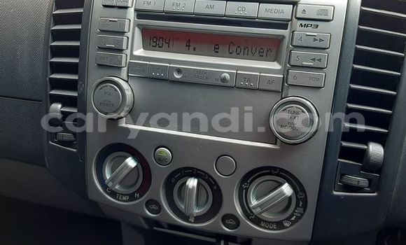 Nunua Ilio tumika Ford Ranger Nyeupe Gari ndani ya Lusaka nchini Zambia Nunua Ilio tumika Ford Ranger Nyeupe Gari ndani ya Lusaka nchini Zambia