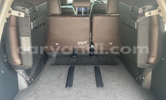 Nunua Ilio tumika Toyota Fortuner Nyeupe Gari ndani ya Lusaka nchini Zambia Nunua Ilio tumika Toyota Fortuner Nyeupe Gari ndani ya Lusaka nchini Zambia