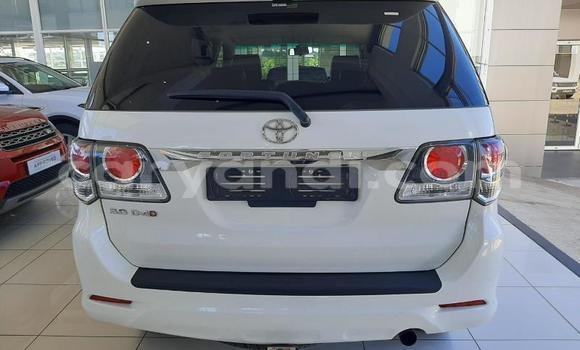 Buy Used Toyota Fortuner White Car in Kafue in Lusaka Buy Used Toyota Fortuner White Car in Kafue in Lusaka