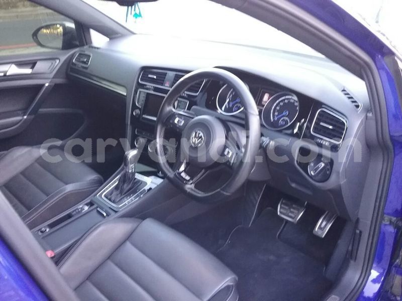 Big with watermark 2014 volkswagen golf 9